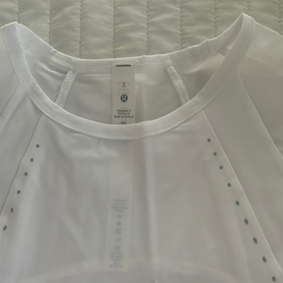 Lululemon Athletica White Sleeveless Crop Tank Top - Picture 3 of 6